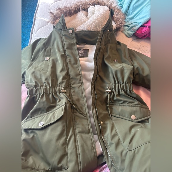 Parka jacket never worn size 10/12 - Picture 2 of 3